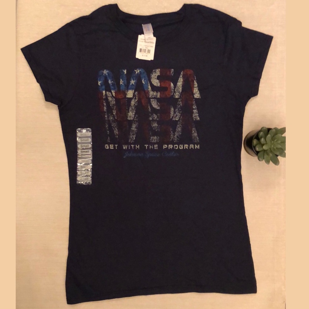 ✨NASA Ladies Tee✨